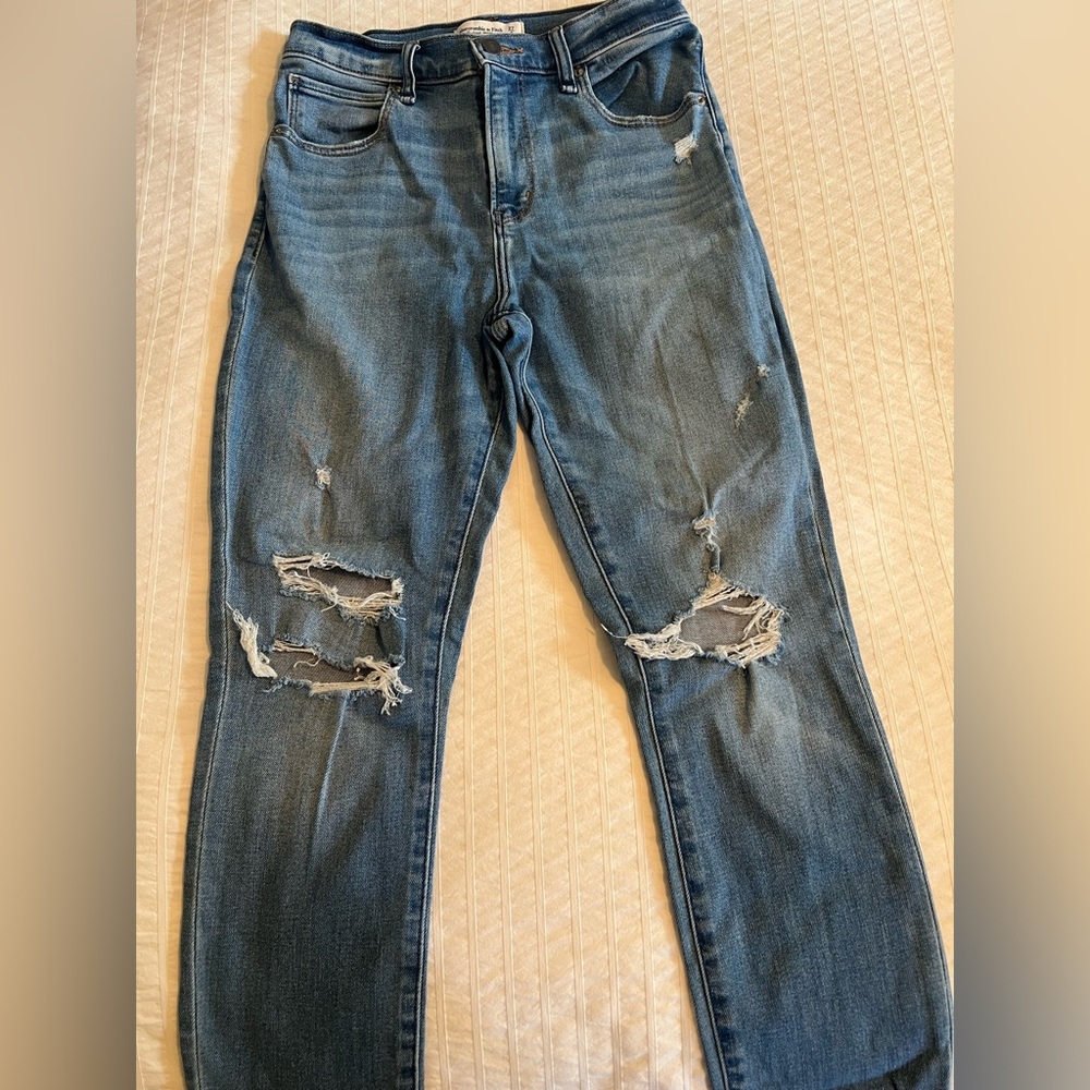 Abercrombie & Fitch Distressed Super Skinny Jeans